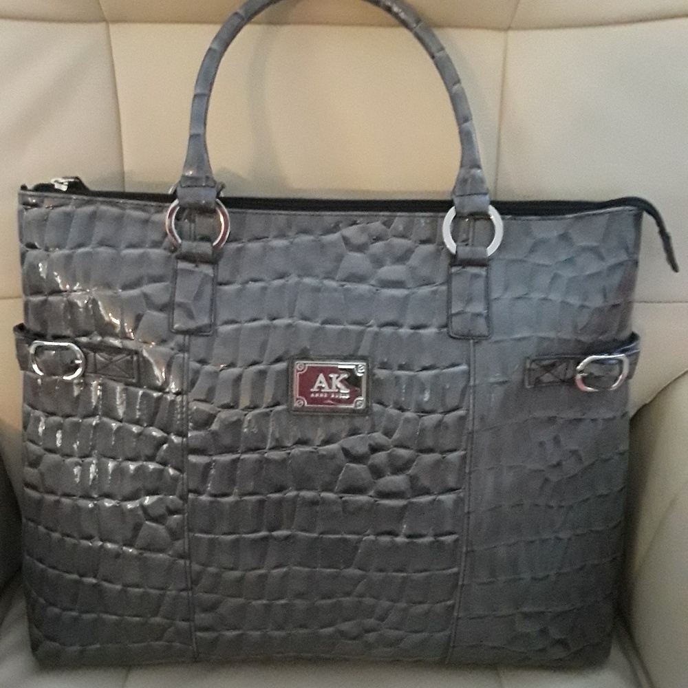 Anne Klein Alligator Handbag (Limited edition)